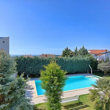 Mit Privatpool Fuer 12 Personen Ca 230 Qm In Pjescana Uvala, Istrien Istrische Riviera Dom wakacyjny *